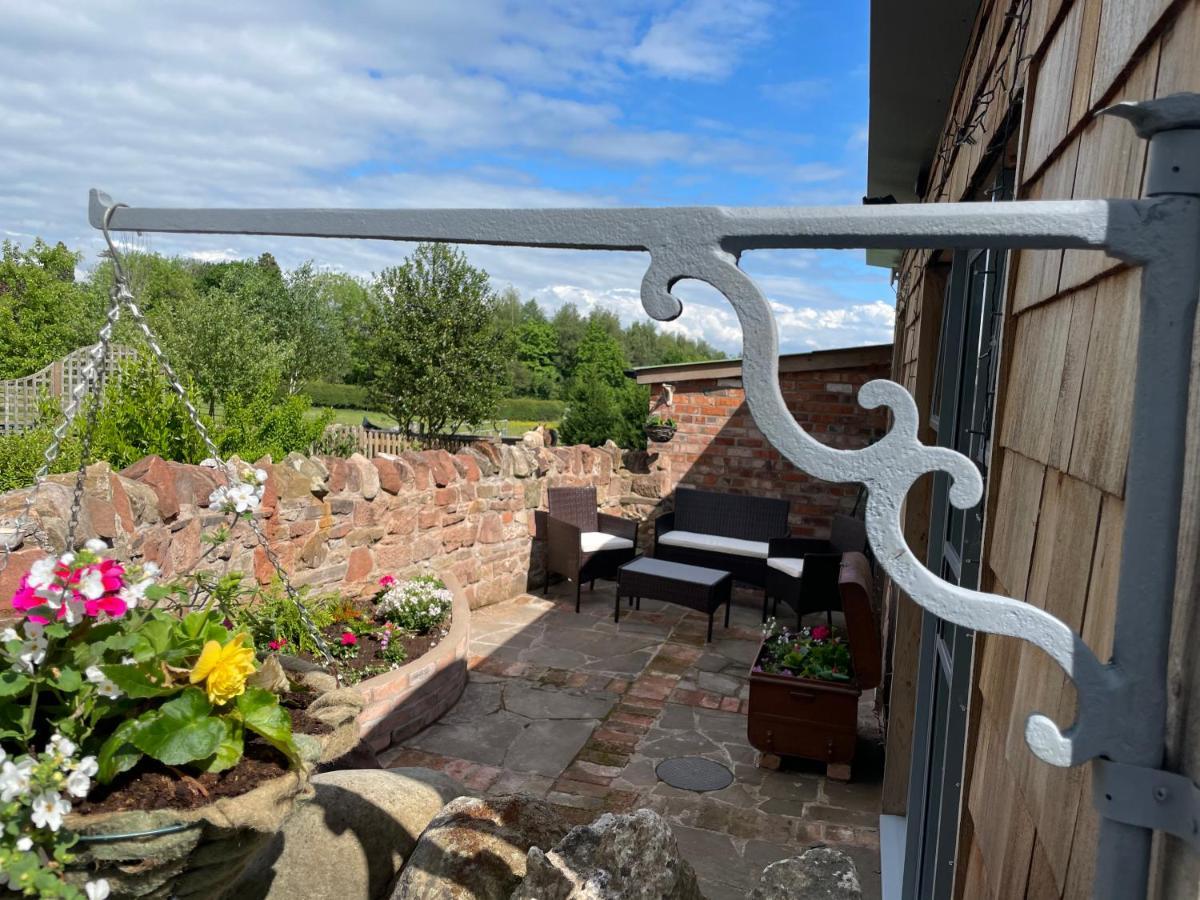 Pine Tree Lodge, Bridgnorth Eksteriør billede